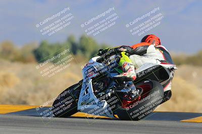 media/Jan-22-2023-CVMA (Sun) [[66d43cdebf]]/Race 11 Stock 1000 Shootout/